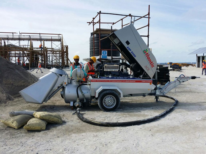 construction equipment in kuwait